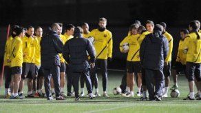 Ver entrenar al Barcelona no es gratis