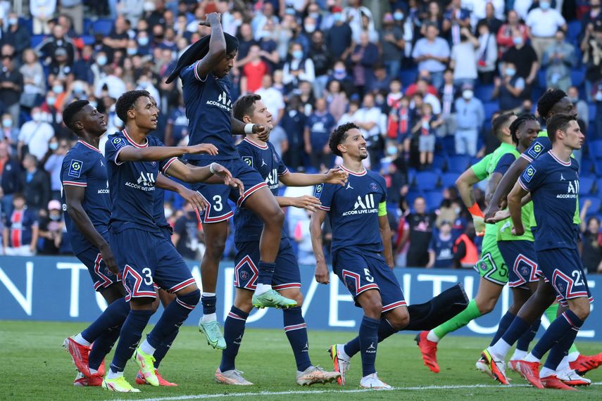 El PSG vence 4-0 al Clermont con doblete de Ander Herrera