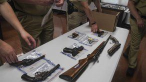Una veintena de estados levantaron el requisito de permisos para portar armas a pesar de la oposición de la policía.