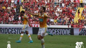 Campeón Herediano propina derrota a Alajuelense