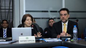 Diputado Robinson y directora de Descentralización generan debate por investigaciones a exautoridades locales.