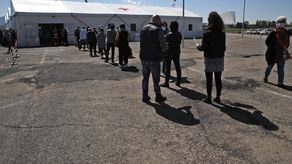 De la gente entre 30 y 59 años, 3.5 millones de personas no han recibido siquiera la primera dosis.