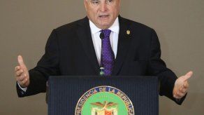 Martinelli asegura que no habrá venta de acciones estatales en sesiones extraordinarias
