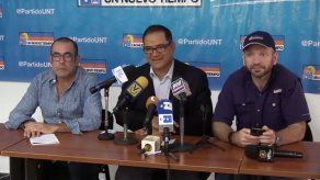 Partido de jefe del Parlamento acusa a Maduro de aislar a Venezuela del mundo