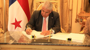 Presidente Mulino sanciona Presupuesto General del Estado 2026.