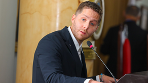 Alcalde Mayer Mizrachi destaca avances durante su primer año de gestión.