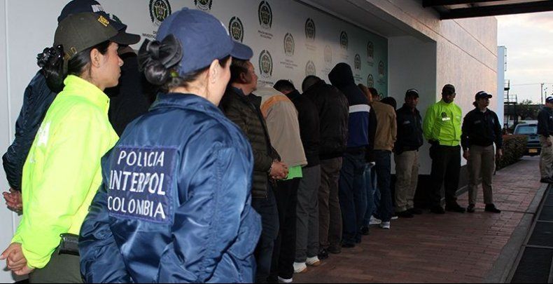 Colombia captura a 13 delincuentes buscados en Europa