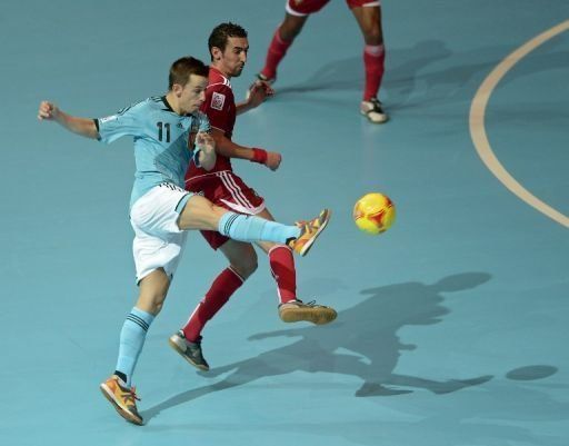 España, primera de grupo y a octavos con Argentina e Irán