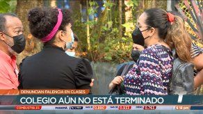 Padres de familia del Fermín Naudeau piden retorno a aulas de clases