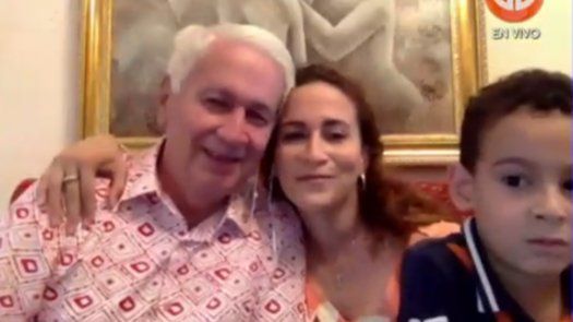 Ulpiano Vergara recibe sorpresa de su hija Dania María