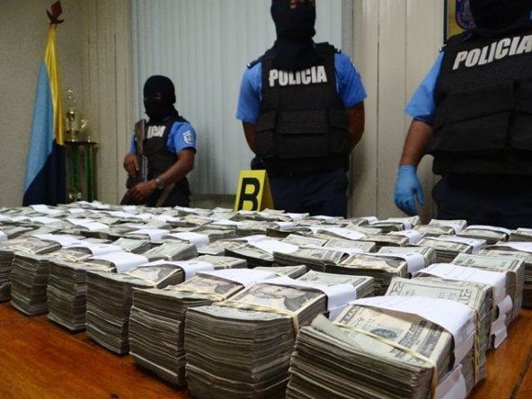 Policía de Nicaragua incauta USD 5,5 millones y armas a narcotraficantes