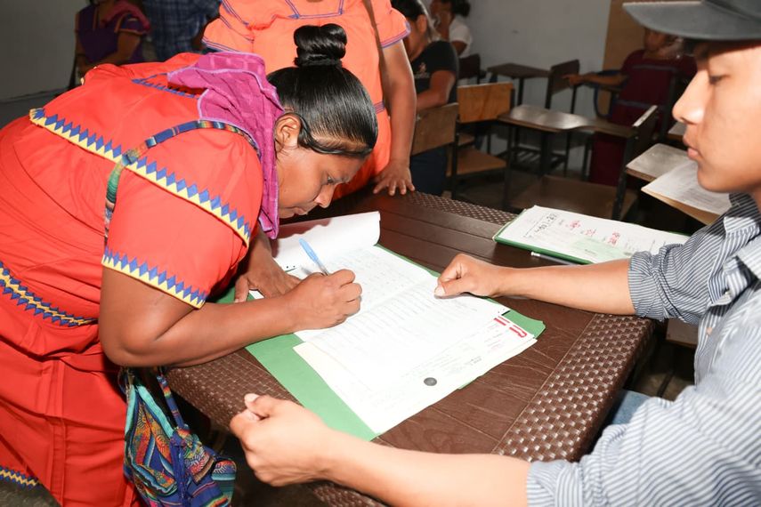 Continuan pagos de PASE-U por parte del IFARHU.