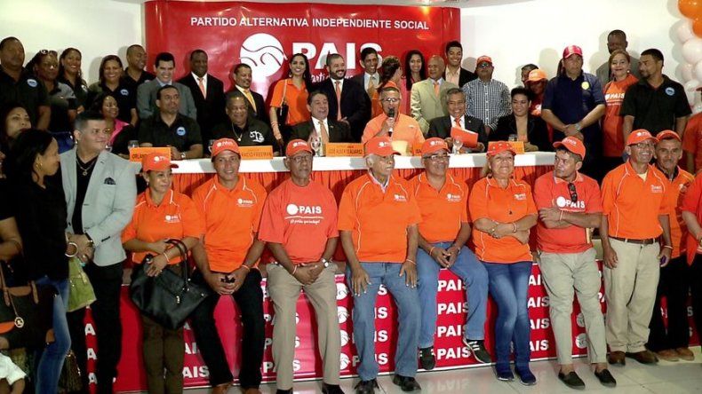 Peñaloza niega que impugnación al partido PAIS sea un pase de factura, Álvarez responde
