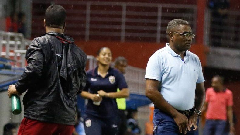 Jair Palacios deja de ser el técnico de Plaza Amador