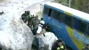 Violentos disturbios entre policías y mineros en Cochabamba, Bolivia