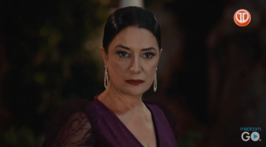 MUJERES | Ruchan manda a quemar la casa de Sebilai