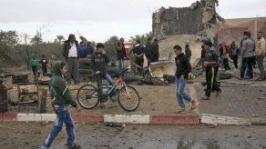 Israel y las milicias palestinas muestran contención tras escalada violenta