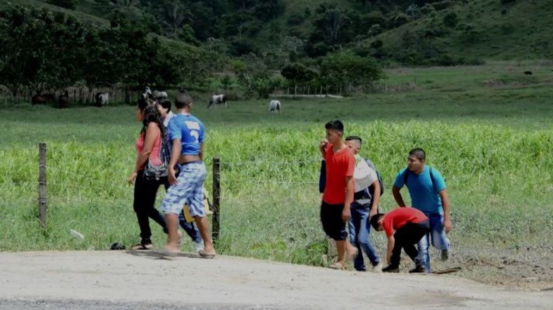 Hondureños buscan el sueño americano por caminos sembrados de muerte
