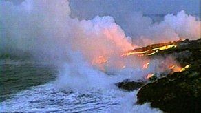 Un volcán de Hawái amenaza varias casas