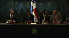 Archivan denuncia en contra de Martinelli