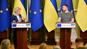 &nbsp;Ursula von der Leyen viajó a Kiev, en una visita sorpresa, consagrada a evaluar la ambición ucraniana de formar parte de la Unión Europea.