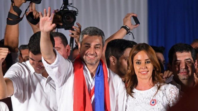 Derechista Mario Abdo Benítez ganó presidencia de Paraguay