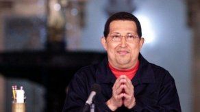 EEUU atrapado por muerte de Chávez mientras decide respuesta