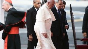 Francisco llega a Cuba para visita oficial Francisco llega a Cuba para visita oficial