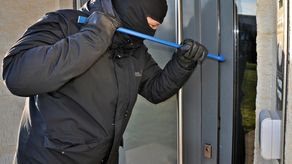 ¿Cómo puedo proteger mi casa de ladrones?