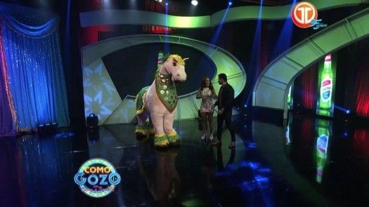 La Yegua Cleo participa de un concurso de paso