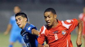 Delantero Gabriel Torres será titular frente a Boca Juniors