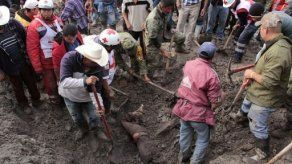 Al menos trece muertos por deslave en el este de México