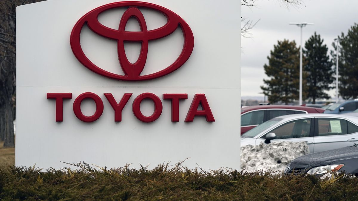 La esposa contó a reporteros que creía que su pareja, que entonces tenía 40 años, lo habría entendido y que piensa que Toyota tiene una oportunidad para cambiar a mejor.