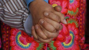 MARÍA VERZA y CHRISTOPHER SHERMAN