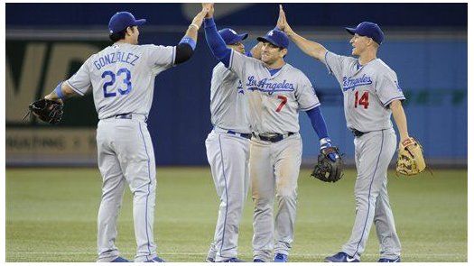 El Titán afianza en la punta a los Dodgers