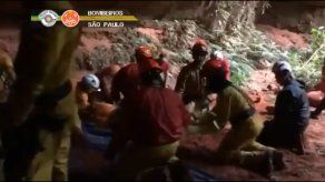 Nueve bomberos muertos por derrumbe de gruta en Brasil