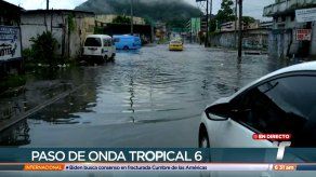 Lluvias y acumulación de basura dejan las calles anegadas