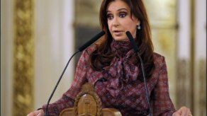 Denuncian a Kirchner por enriquecimiento