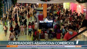 Alta asistencia a centros comerciales faltando pocos días para Navidad