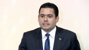 Carrizo pide a Humbert estado de finanzas públicas y no refrendar nuevos contratos