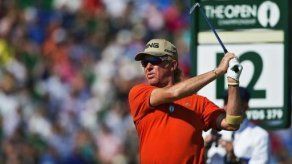 Español Jiménez encabeza el Abierto Británico