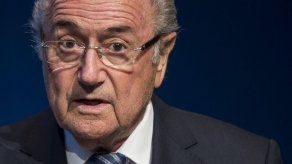 Blatter no asistirá a la final del Mundial Canadá-2015