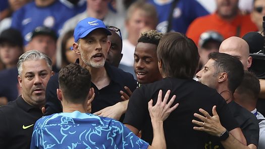 Con gorra azul Thomas Tuchel.