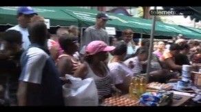 Panameños aprovechan precios de Jumbo Feria