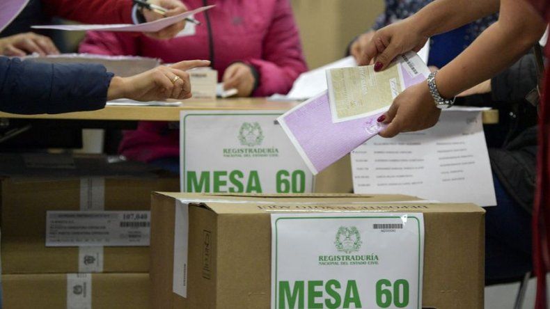 Colombia eligió autoridades locales en las votaciones más pacíficas en años