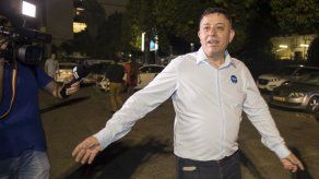 Un hombre de negocios novato en política electo líder del Partido Laborista israelí