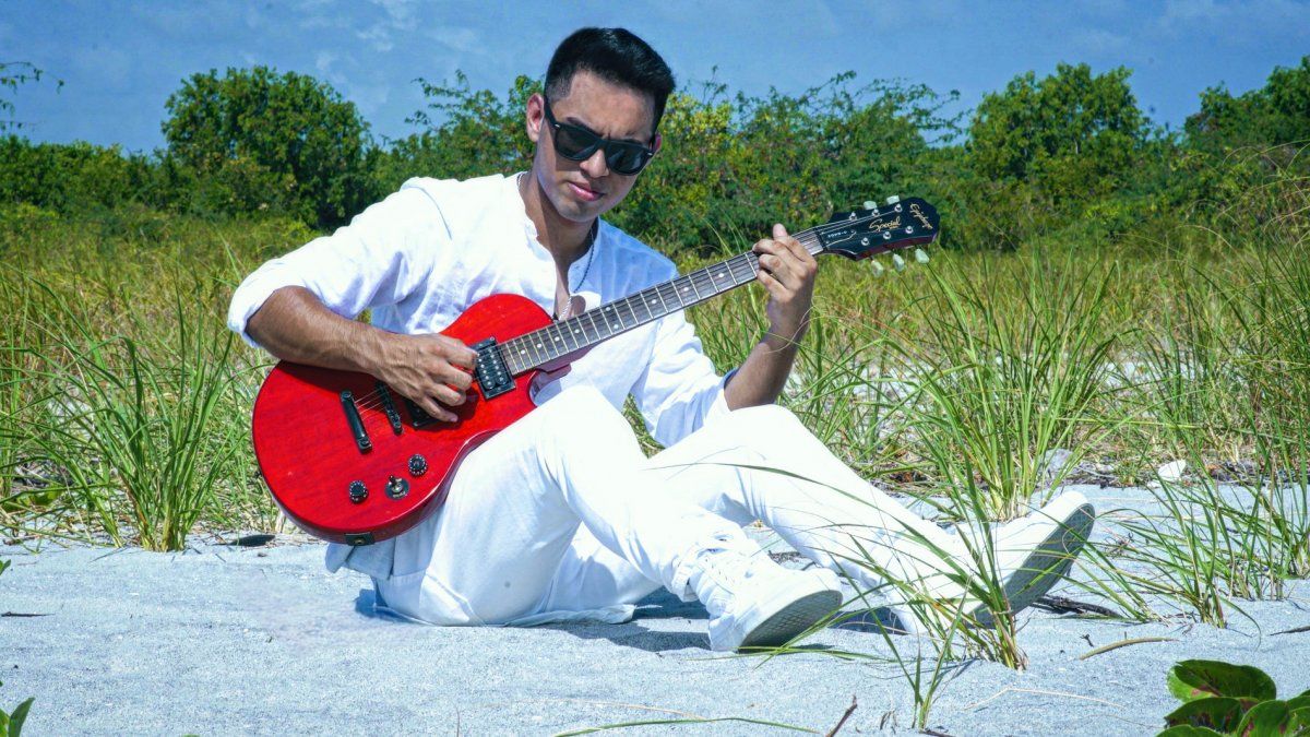 Cantante panameño Edward José lanza sencillo Lugares