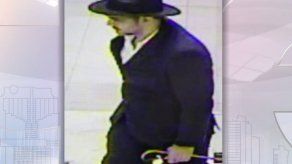 Policía está tras la pista de sujeto que robó 17 Rolex de joyería en Soho Mall