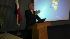 Quijano asegura que se han retomado las obras de ampliación en el Atlántico y Pacífico Quijano asegura que se han retomado las obras de ampliación en el Atlántico y Pacífico