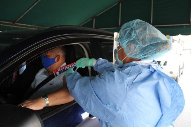 Se instalarán seis autoexpress de vacunas en Panamá.